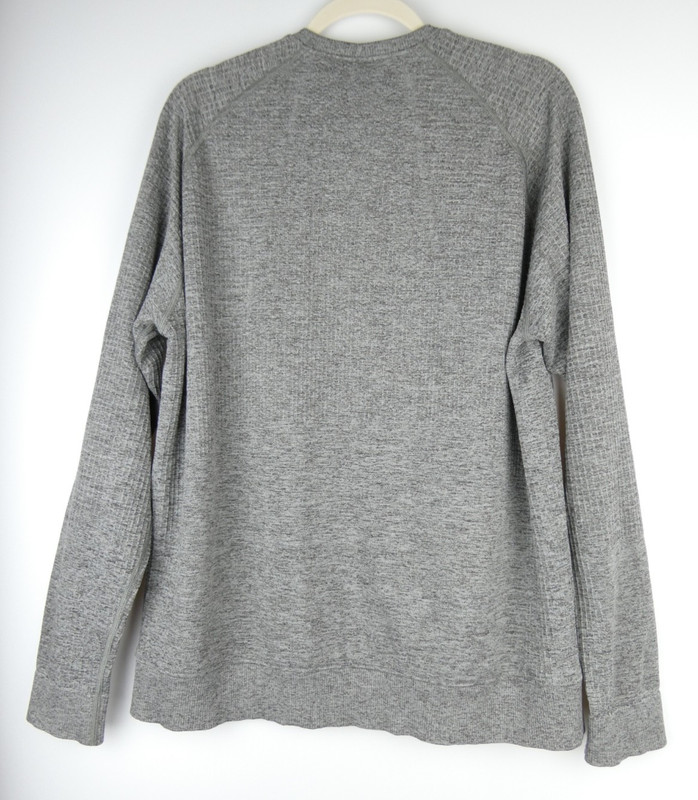 Lululemon Men’s Engineered Warmth Crewneck Gray Large gallery