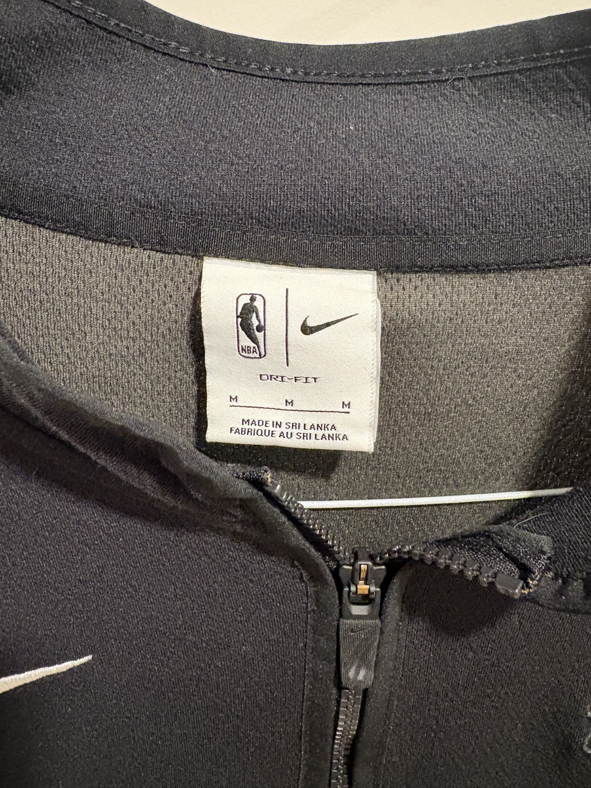 Nike NBA San Antonio Spurs Quarter Zip Pullover Men’s Medium Black Long Sleeve gallery