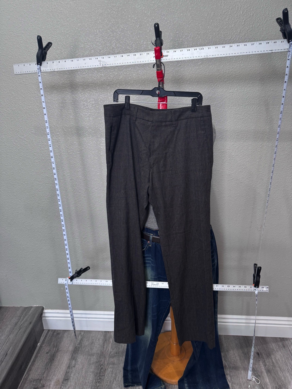 MINT Hugo Boss Brown Blue Plaid Wool Slacks Pants 34x34 gallery