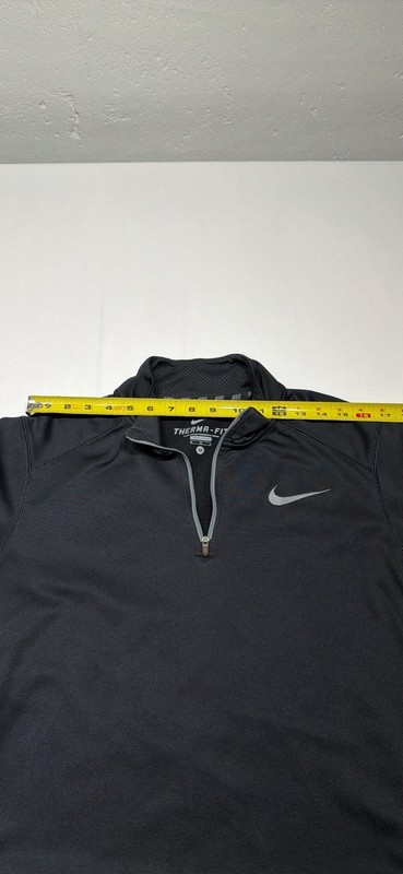 Nike Therma-Fit Black 1/4 Zip Pullover Mock Neck Men's M Long Sleeve gallery