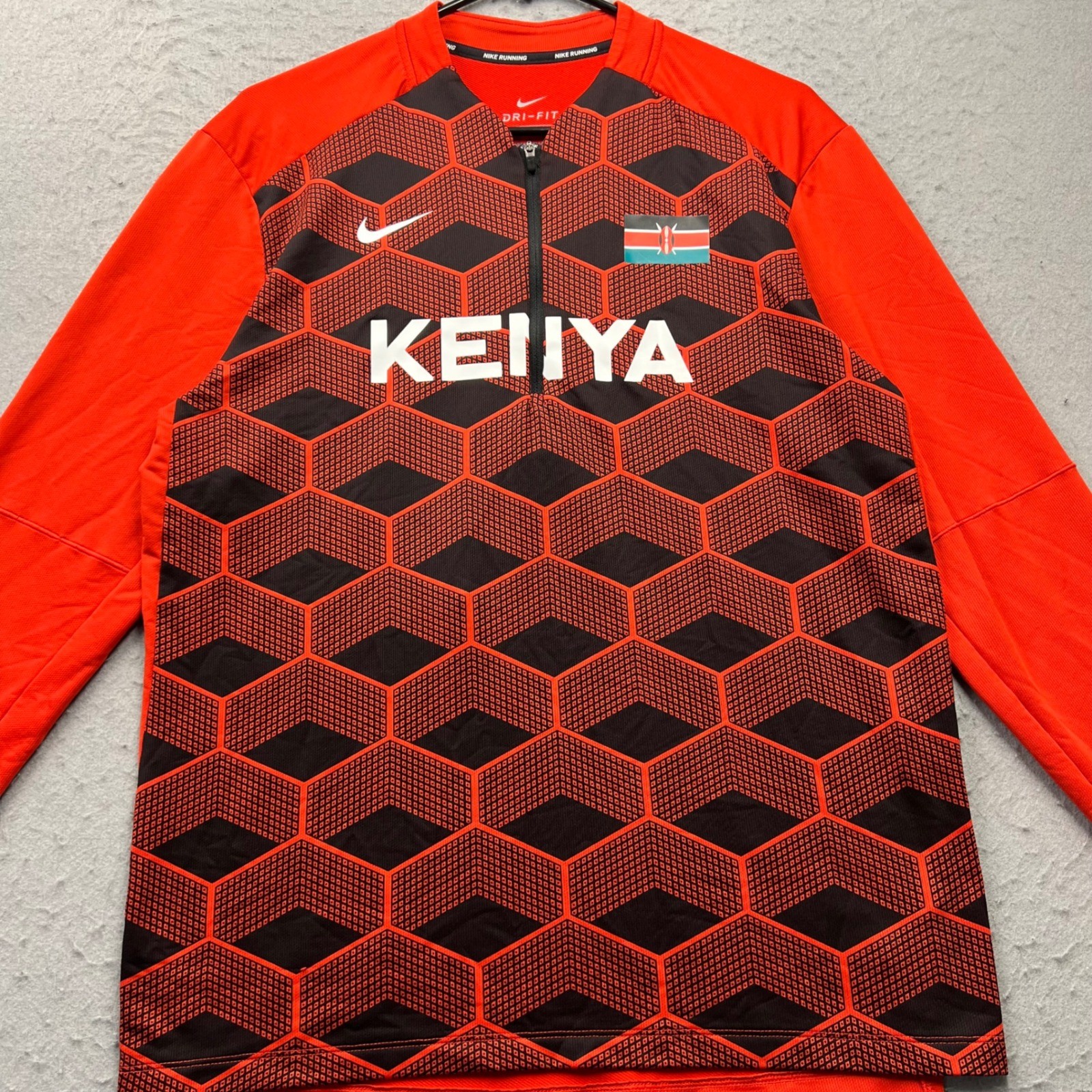 Nike Running Kenya Dri-FIT 1/2 Zip Pullover Mens Medium Orange Black Geometric gallery