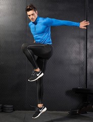 Men Zip Up Athletic Long Sleeve Stretchy Top