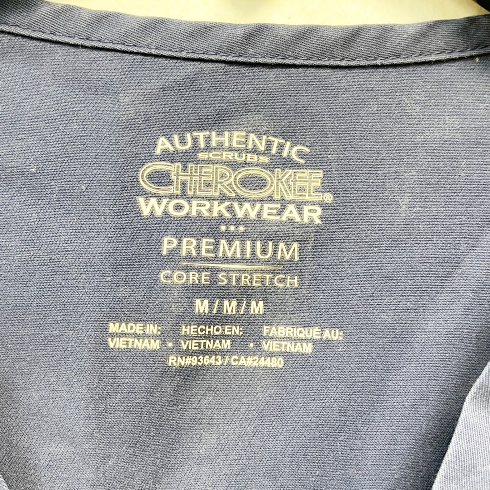 Cherokee Men's Navy Blue Medical Premium Core Stretch V-Neck Scrub Top Size M gallery