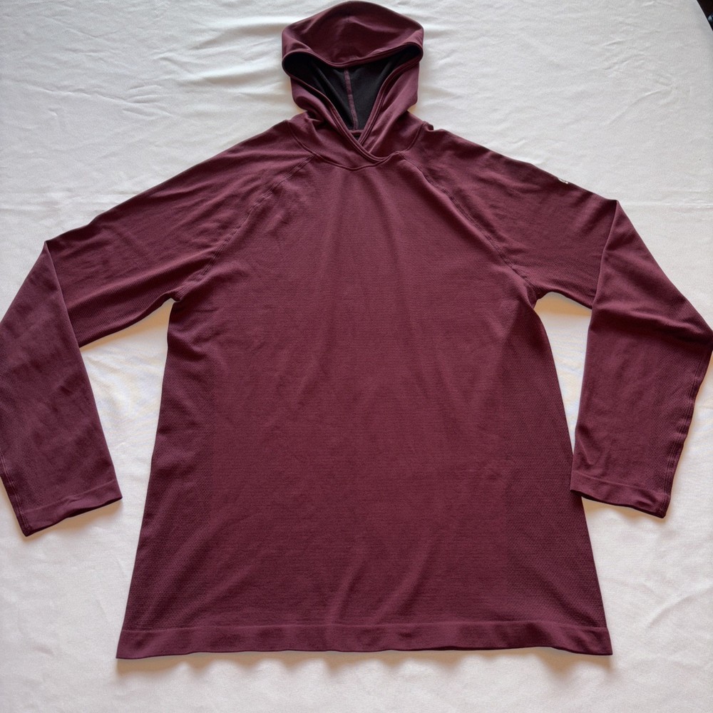 Fabletics The Training Day Hoodie Mens Medium Burgundy Long Sleeve Gym Workout
