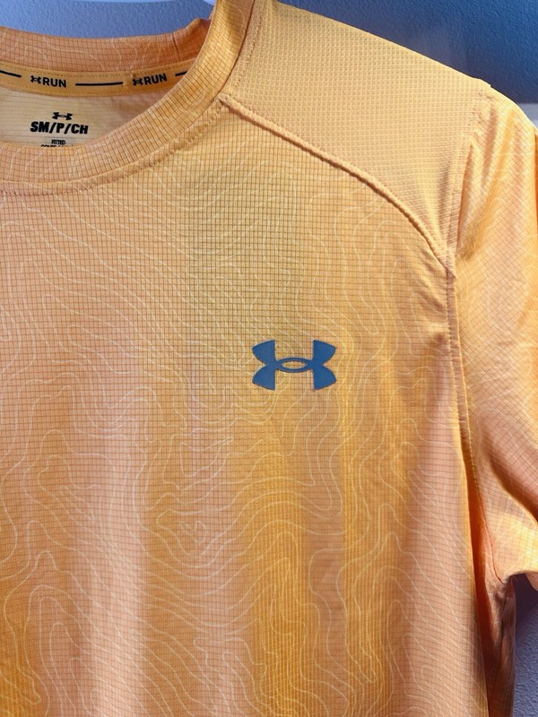 NWT UNDER ARMOUR Men's UA CoolSwitch Run Short Sleeve top Small Orange gallery
