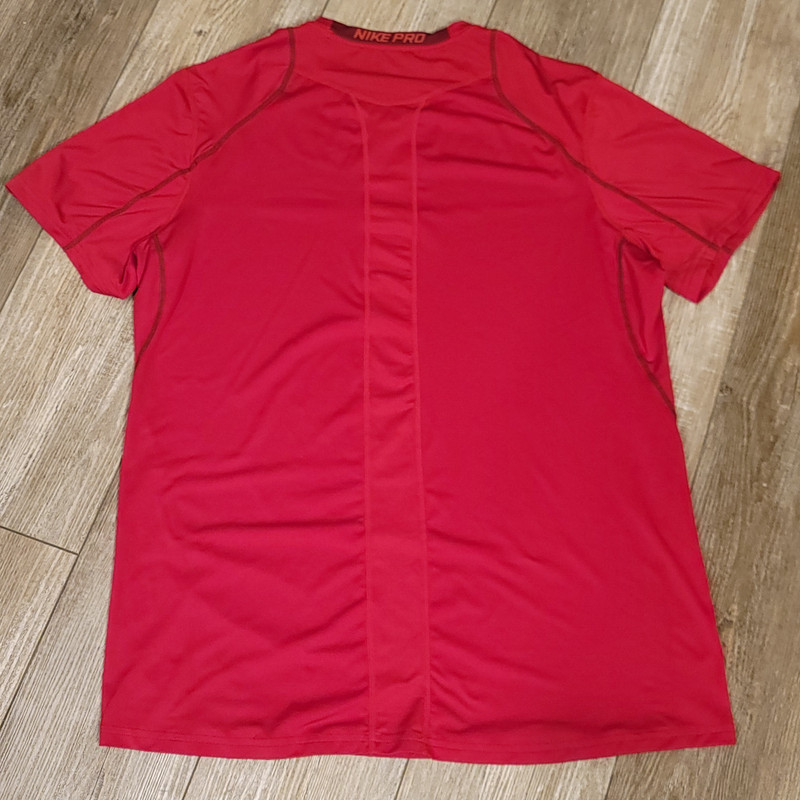 Nike Pro Men's Size XL Fitted Dri-Fit Short Sleeve Training Red Shirt 703104-687 gallery