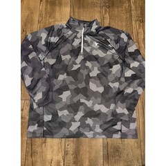 Old Navy Active XXL Pullover Black Gray Geometric Lightweight Top Mens