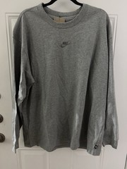 Nike Sportswear Premium Essential Shirt Size XL Grey Heather DO7390-063