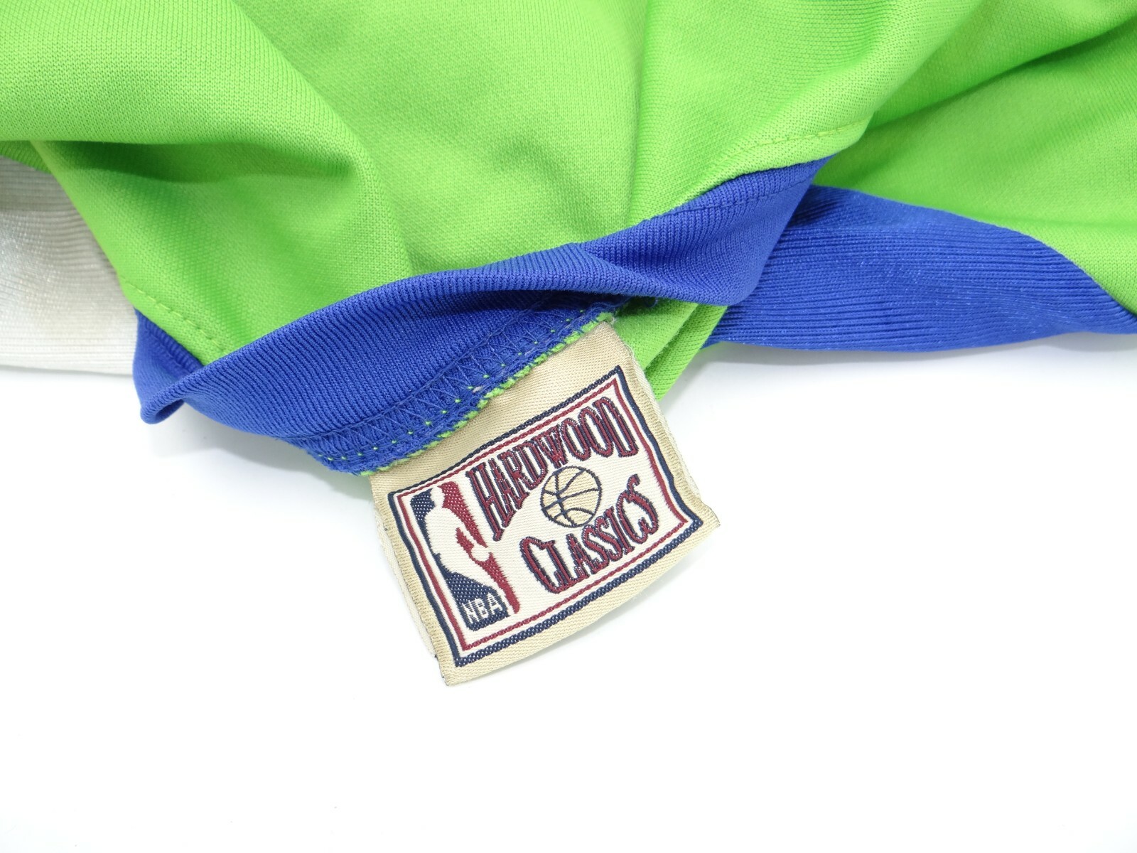 ATLANTA HAWKS THROWBACK BASKETBALL JERSEY HARDWOOD CLASSICS '68 GREEN gallery