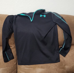 Under Armour kids black/Blue 1/4 Zip Mock Neck Athletic Pullover L