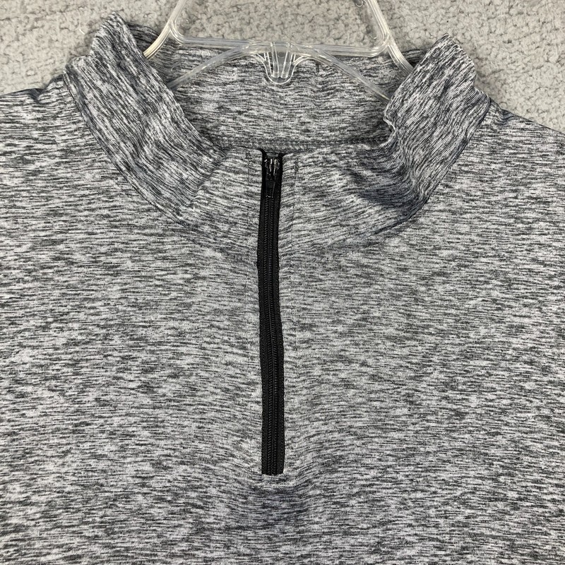 Real Essentials Tops Men's XL Lot of 2 Gray/Red 1/4 Zip Long Sleeve Lightweight gallery