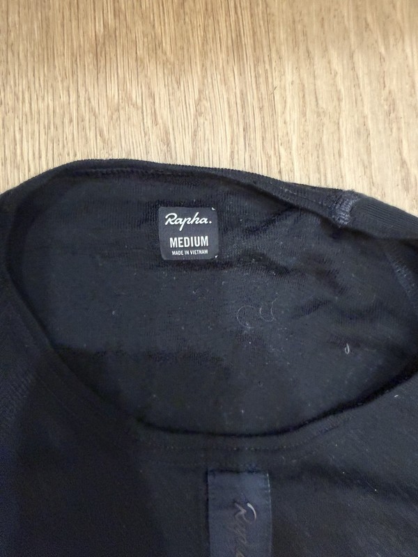 Rapha Men’s Merino Base Layer Medium gallery