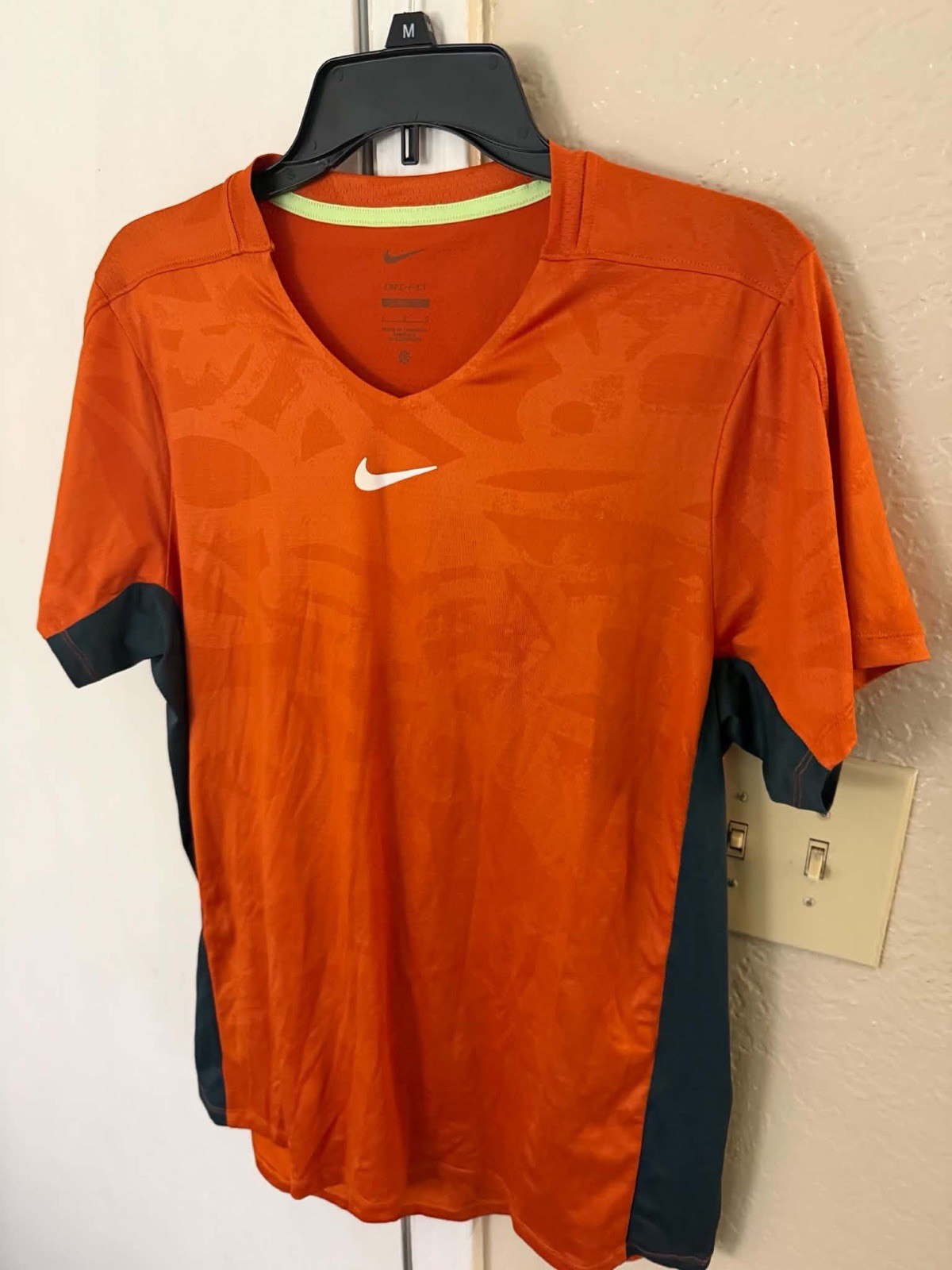 Nike Court Dri-FIT Advantage Printed Tennis Shirt Size Large DX5538-893 gallery