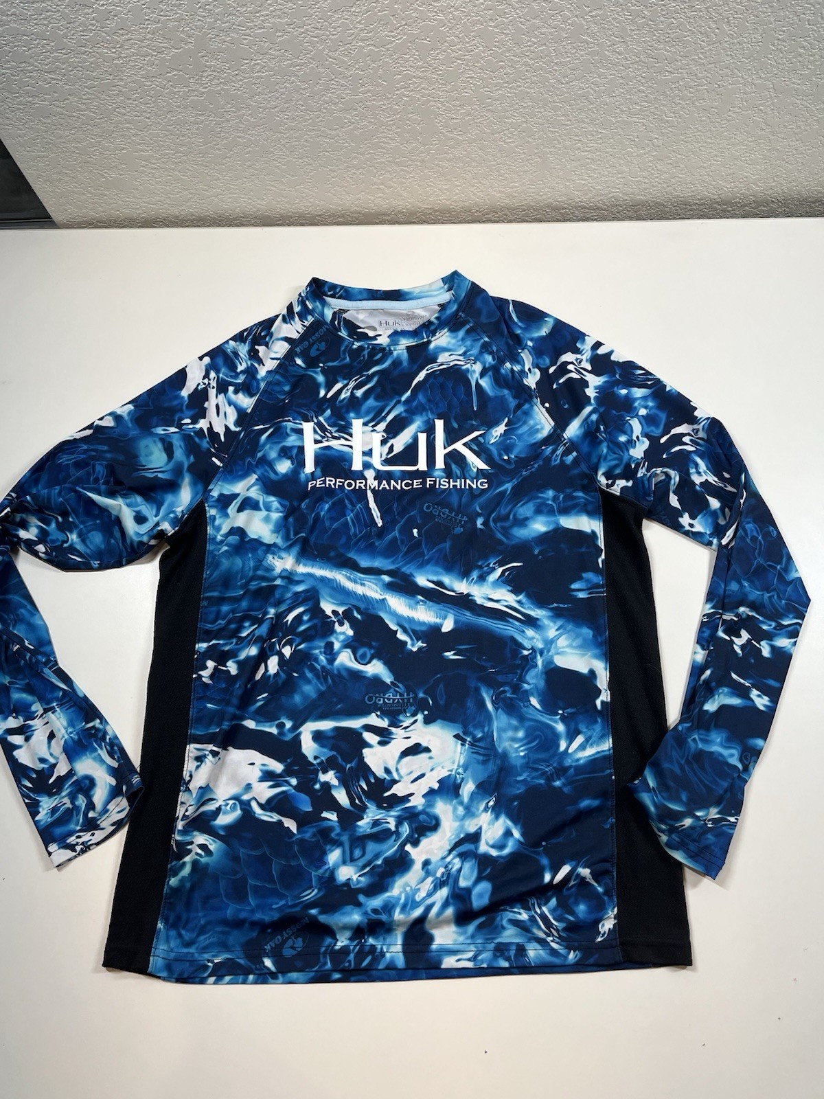 Blue Huk Performance Fishing Athletic Long Sleeve Shirt Men's S Small gallery