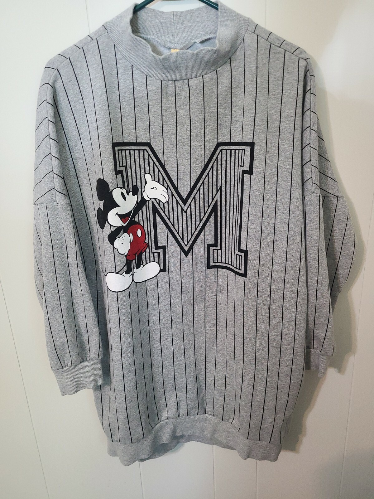 Micky Mouse Disney Small Mens Gray Graphic Logo Long Sleeve Sweatshirt Pullover gallery
