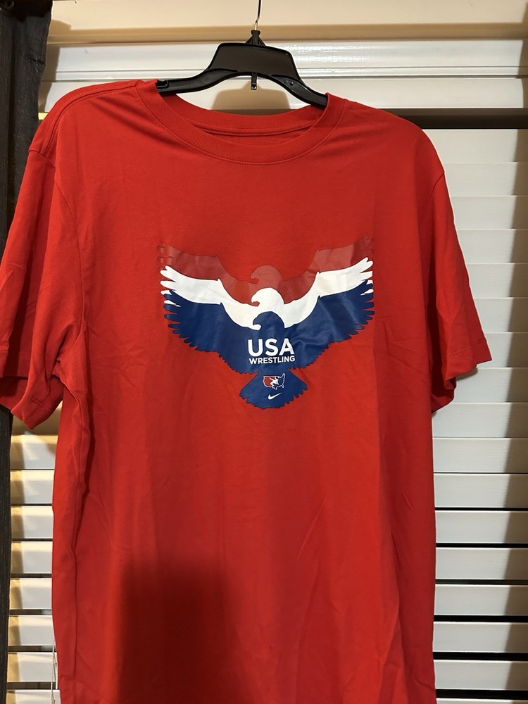 New Nike Dri-Fit Men’s Eagle Team USA Wrestling Shirt Size large Red NWT