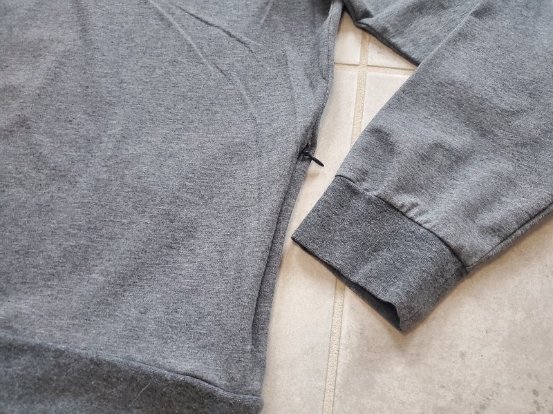 Travis Mathew Men's Large Golf Pullover Shirt 1/4 Zip Long Sleeve Gray Pockets gallery