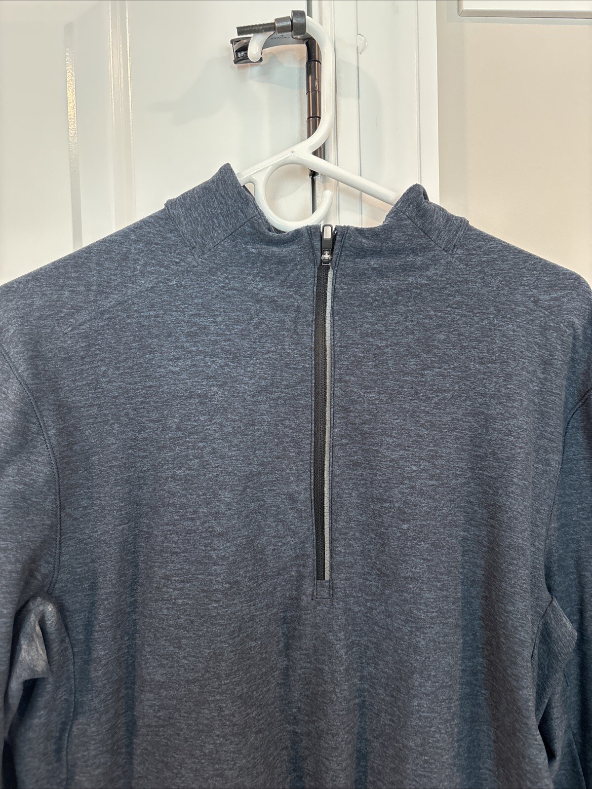 Lululemon Men's Green Quarter Zip Lightweight Running Workout Size M Or L gallery