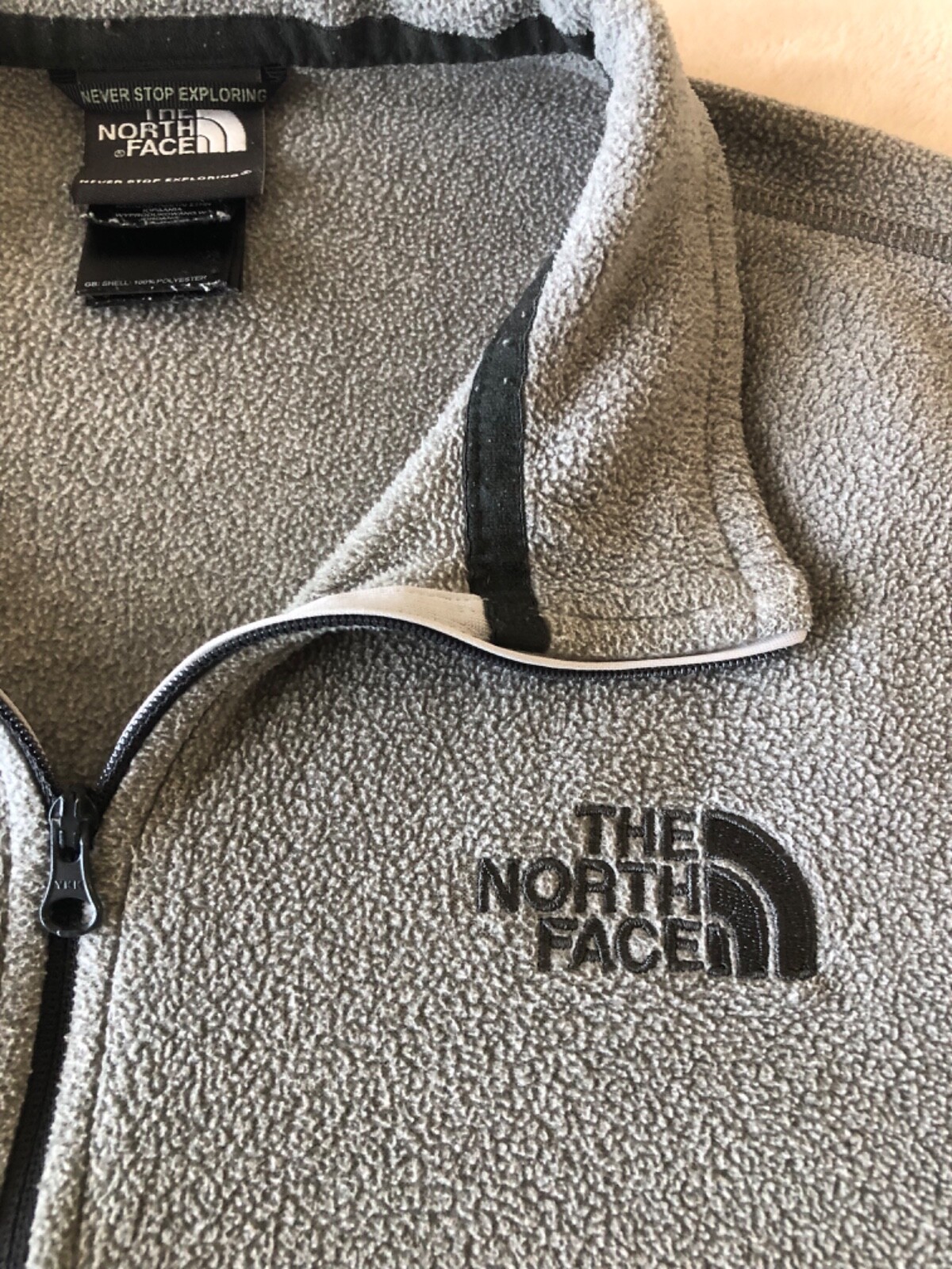 The North Face 1/4 Zip Mens Large Grey Fleece Pullover L Sleeve Climbing Hikeng gallery