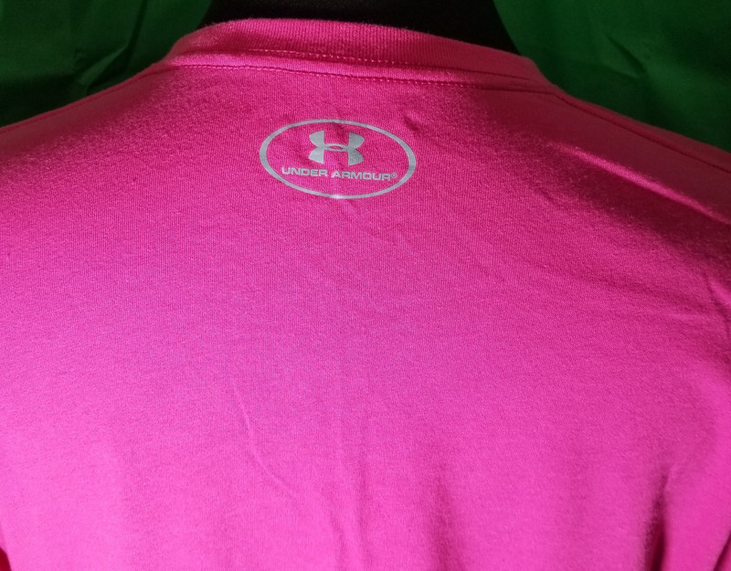Under Armour Men Medium Crewneck Long Sleeve Loose Pink Cancer Awareness gallery
