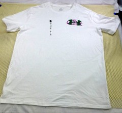 Under Armour Mens XL Loose Fit Vintage White T-Shirt Finest Quality Sport Appare