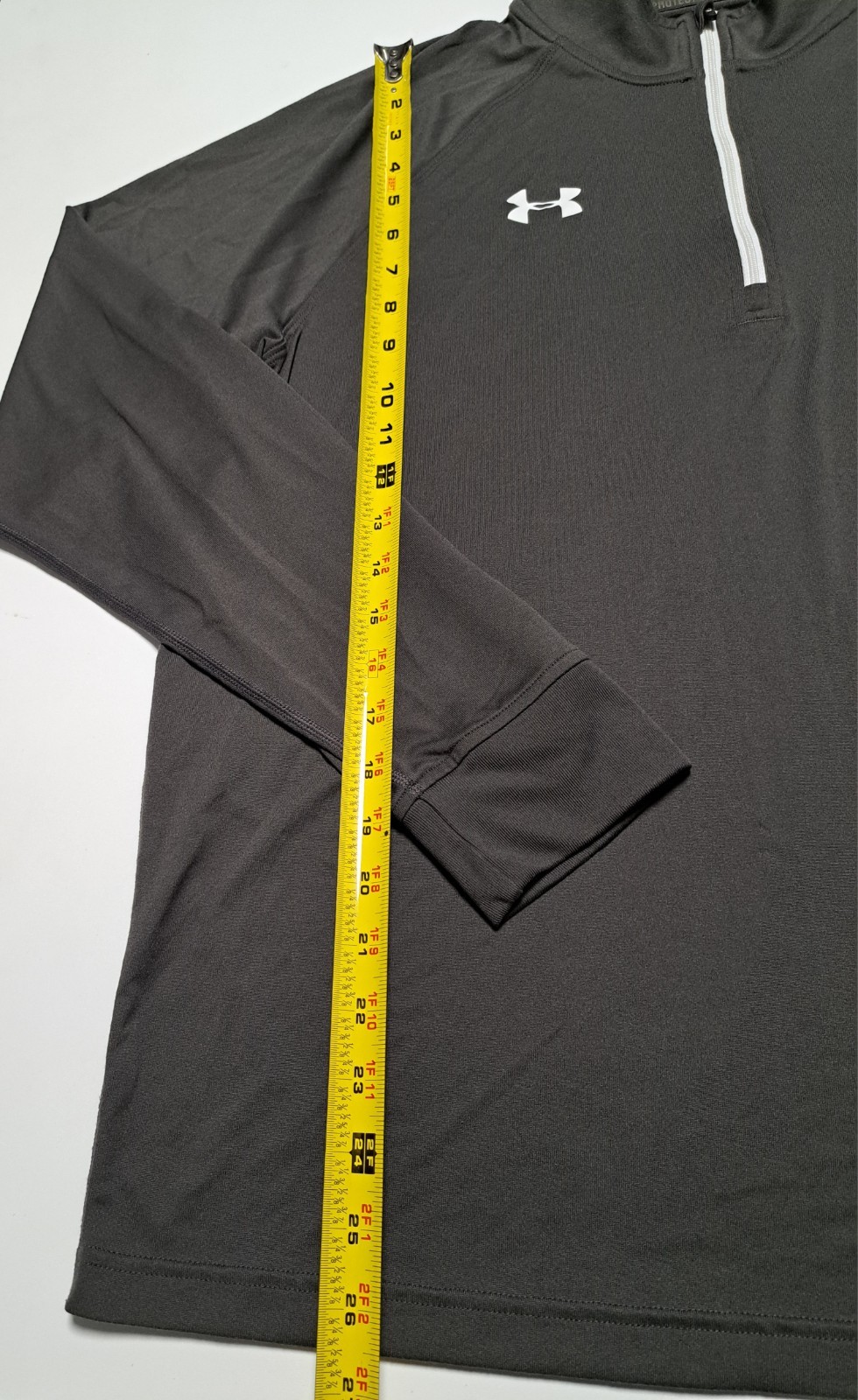 Under Armour All Season Gear Men's Large Quarter Zip Grey Long Sleeves Mock Neck gallery