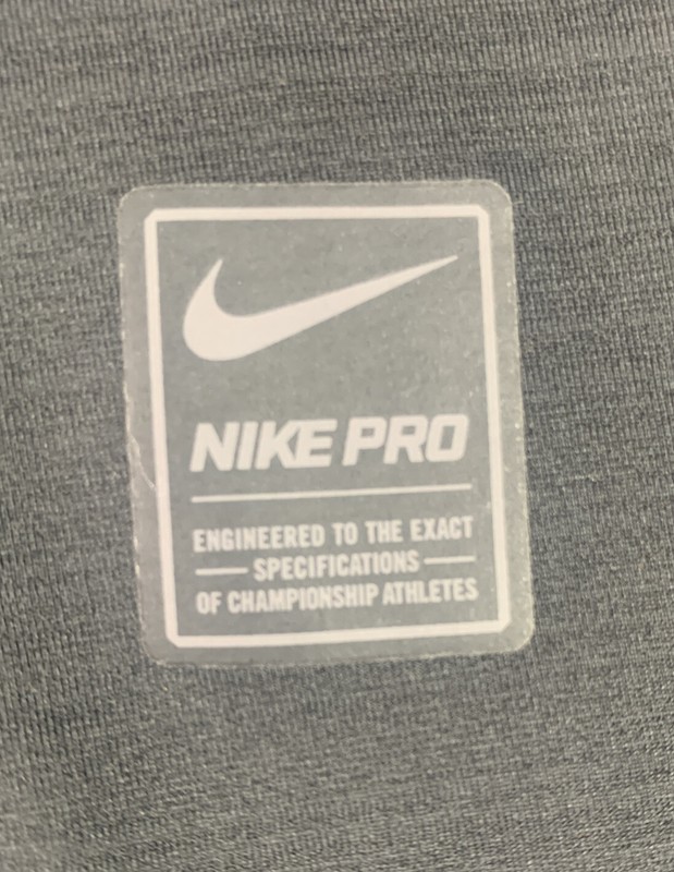 NIKE PRO FITTED 1/4 ZIP LONG SLEEVE RUN PULLOVER EXTRA SLIM FIT MENS M BLACK gallery