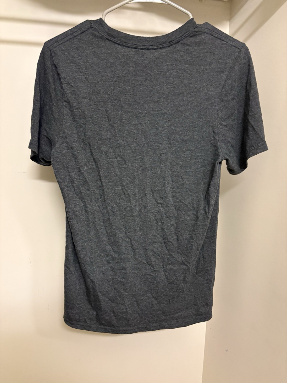adidas Amplifier Tee Men’s S Gray/Red Logo Crew Neck Lightweight T-Shirt gallery