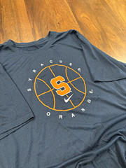 Nike Dri-FIT The Nike Tee Men’s Syracuse Orange Basketball Graphic T-Shirt XL