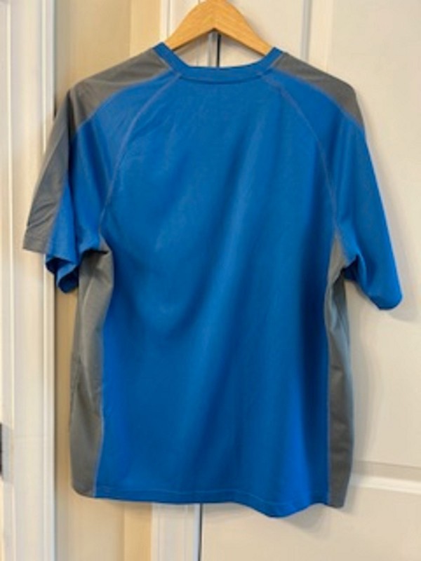 Men's T-Shirt Tee Under Armour Blue & Gray Short Sleeves Size Large Active Wear gallery