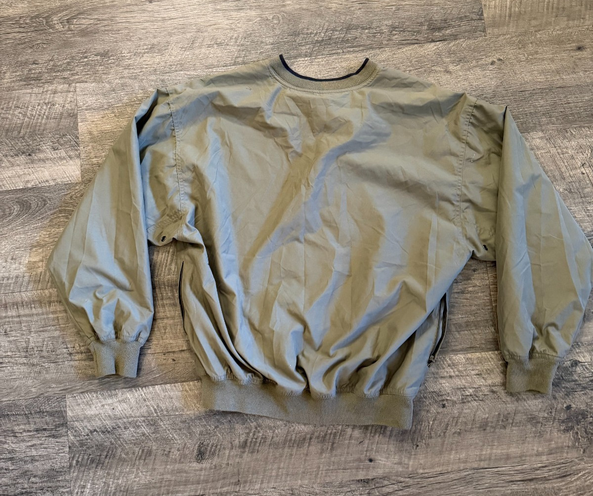 La Loving Wind Water Resistant Golf V Neck Pullover Beige Sz Medium 91870 gallery