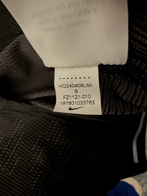 Nike Running Division Pullover Top Half Zip Reflective FZ1121-010 Men’s Sz: S gallery