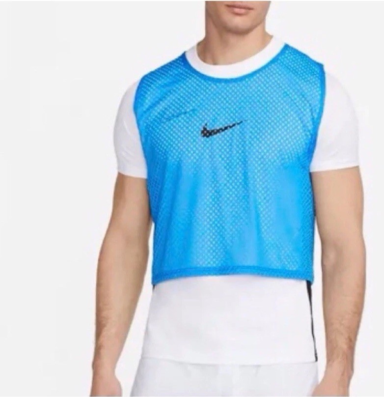 Nike Mens Mesh Blue Training Soccer Football Vest Black Swoosh Size Small gallery