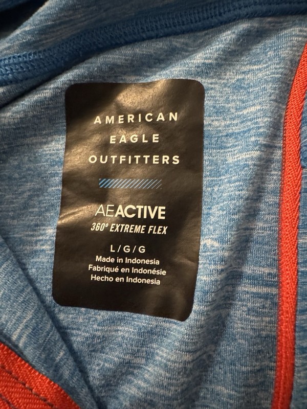 American Eagle AEActive 360° Extreme Flex Blue Long Sleeve 1/4 Zip Large gallery