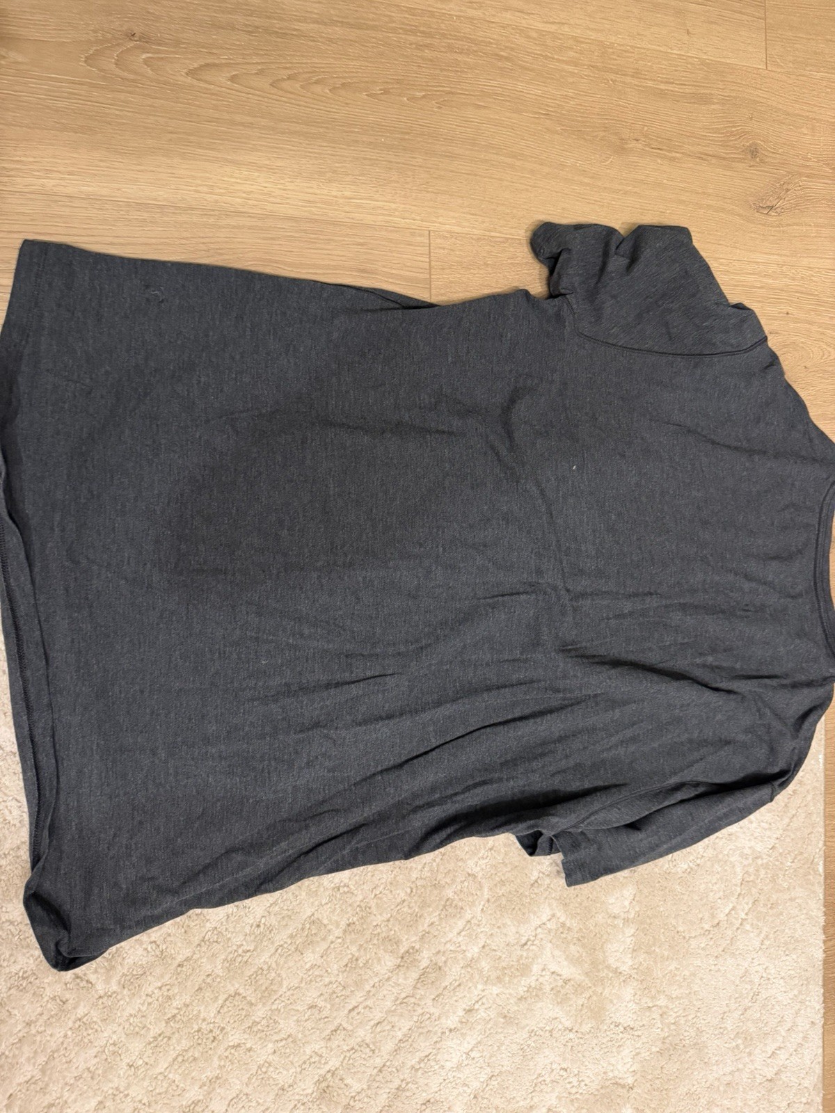 Lululemon Short Sleeve V Neck Blank T Shirt Men's Large Dark Gray gallery