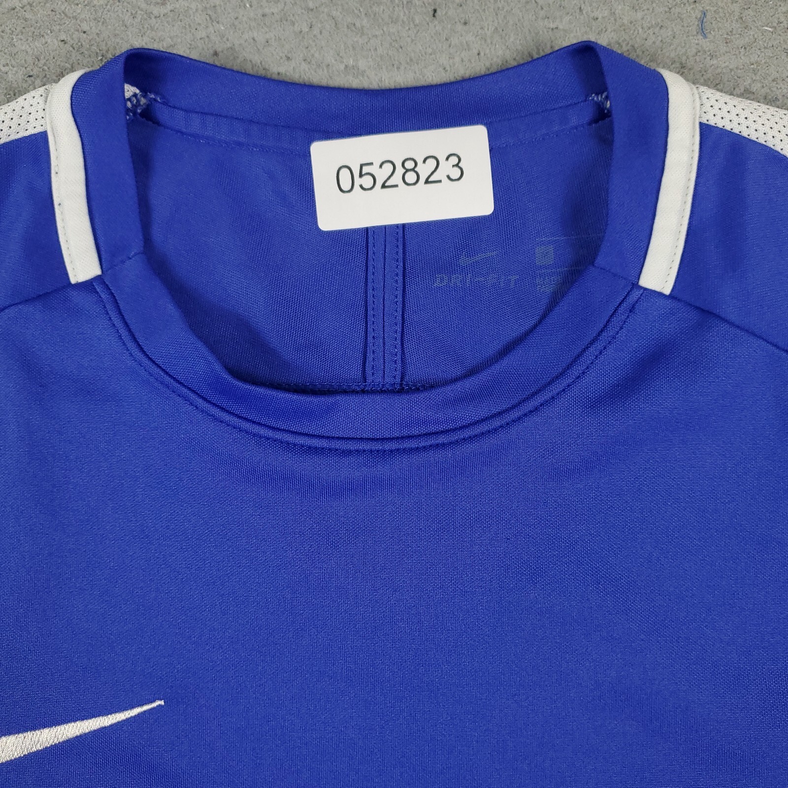 Nike T Shirt Mens Size Medium Blue Swoosh Training Active Short Sleeve* gallery